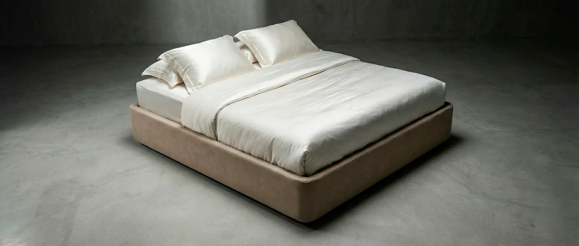 Кровать без изголовья купить в Москве